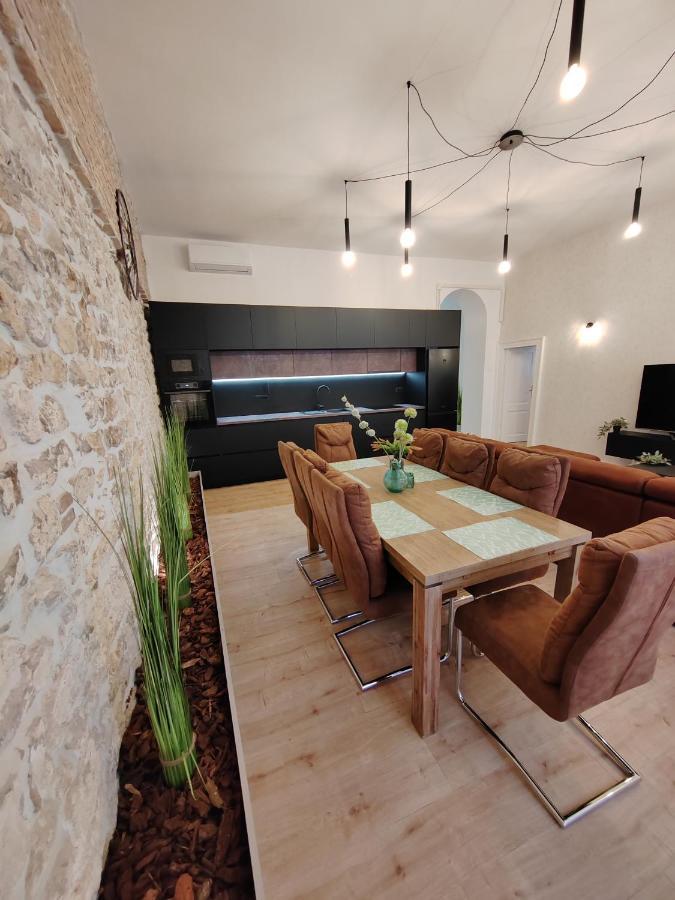 Town Square Apartment Задар Экстерьер фото