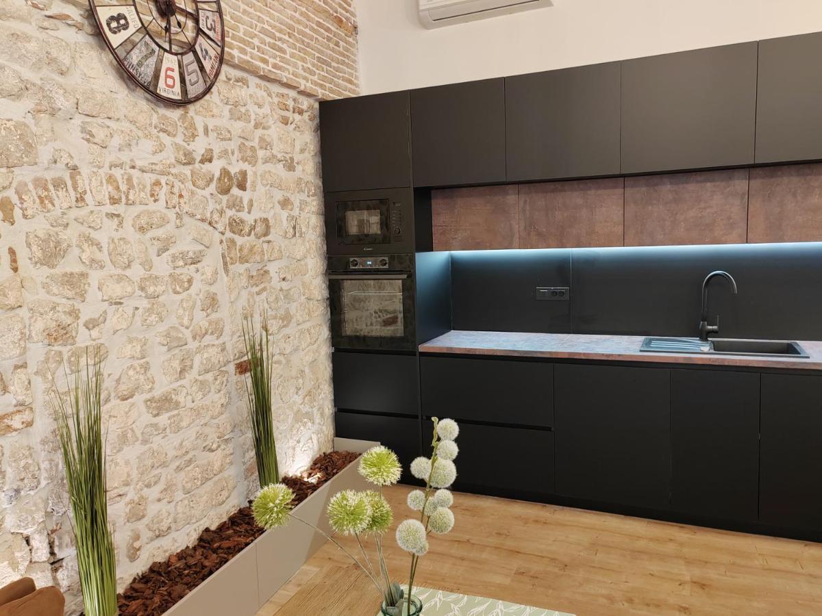 Town Square Apartment Задар Экстерьер фото