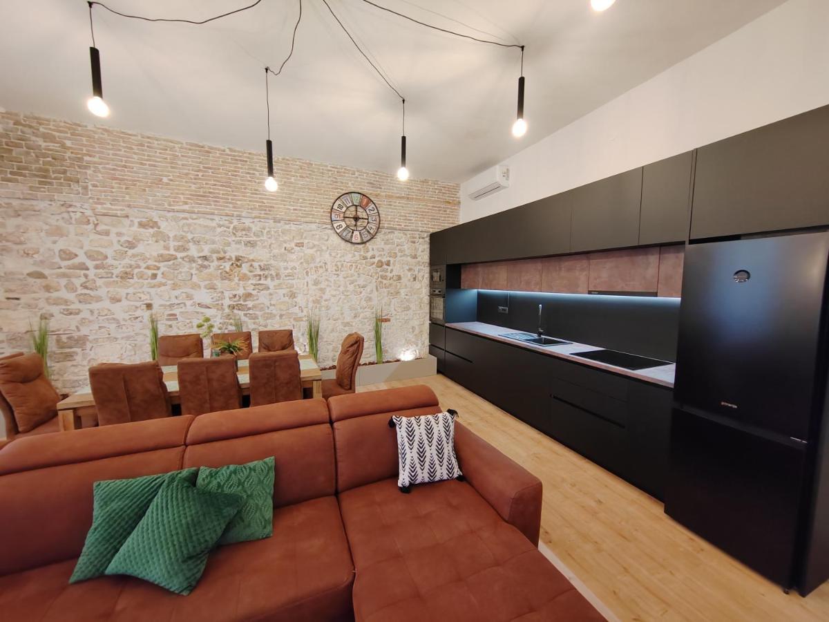 Town Square Apartment Задар Экстерьер фото
