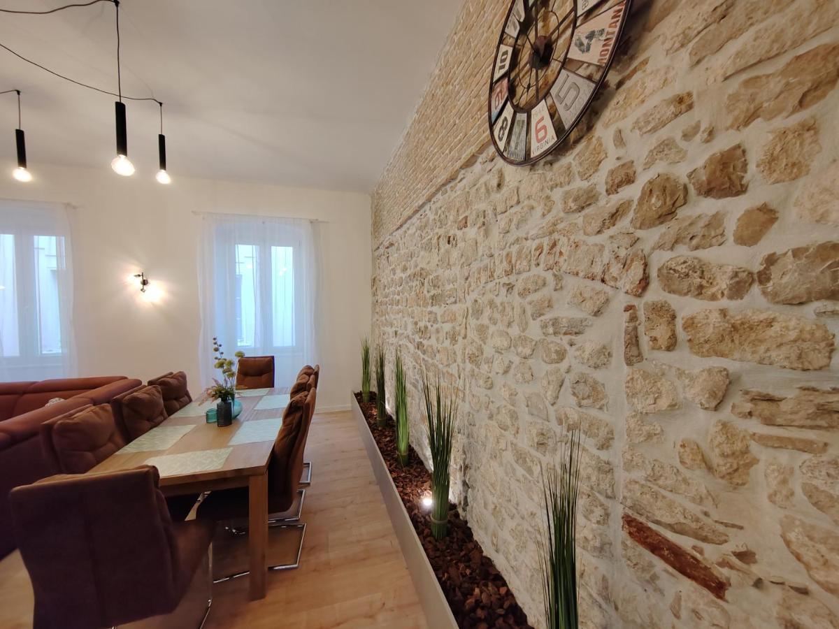 Town Square Apartment Задар Экстерьер фото